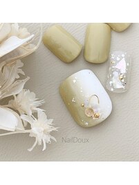 春カラーフットネイル