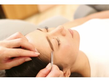 アヴィ CoCoLo新潟店(A'VI)/眉毛＆まつげ目元のトータルケア