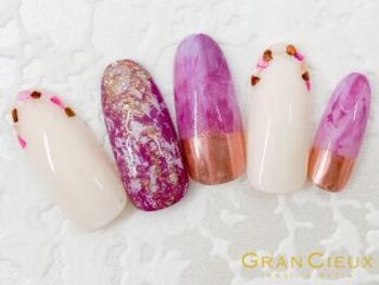 クアトログランシュ 青葉台(QUATRO×GranCieux)/ニュアンスピンクネイル