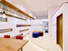 ネクストボディ レクト店(NEXTBODY)の雰囲気(店舗は開放感がありお洒落な内装です♪)