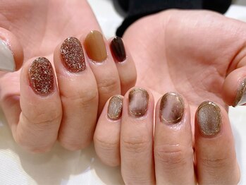 ネイルズ ララ(nails Lala)/アシメ。