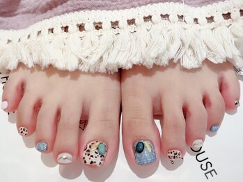 デニム＆ヒョウ柄ネイル