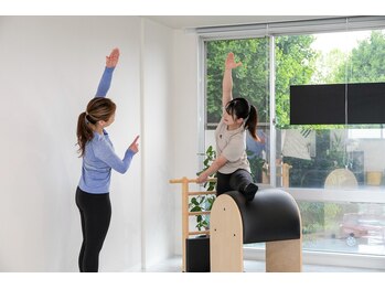 ネクサピラティススタジオ つくば店(NEXA Pilates studio)の写真/【心も体もすっきり】自然光が差し込む明るく綺麗なスタジオ♪日常の疲れやストレスを運動でリフレッシュ♪