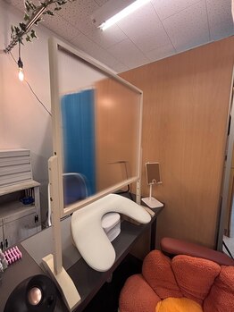 Absalom.【4月1日 NEW OPEN(予定)】/非対面ボード