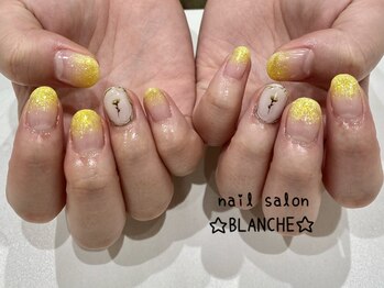 ブランシュ(BLANCHE)/4月定額制ネイル