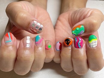 サニーサイドアップ ネイル(Sunny SideUp nail)の写真/圧倒的なアートセンスが大人気のサロン♪【アートし放題デザイン自由★ミディアムコース¥7800～】