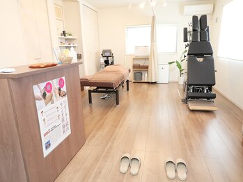 治療院 紬(つむぎ)/清潔感のある院内でリラックス♪