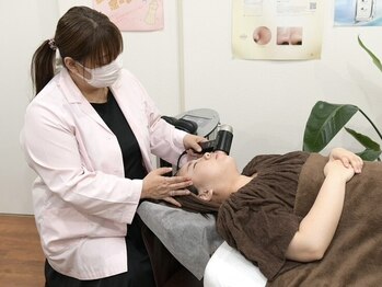 ラブ アンド ピース(Love&Peace)の写真/【県内初導入の最新マシン！】たった1回で実感できる圧倒的抜け感!結果にこだわる都度払いサロン◎