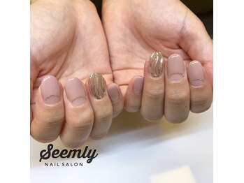 シームリー(Seemly)/