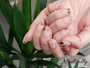 ネイルズアリー 立川店(Nails ally)/クリアフレンチ×押し花×春色
