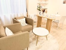 マノマノ エミュー(manomano emu)/玄関から入ってすぐのお部屋