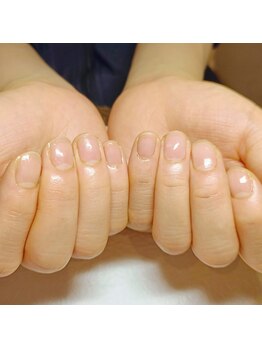 マニエネイル(mani e nail)/自爪ケアでもちゅるんネイル♪