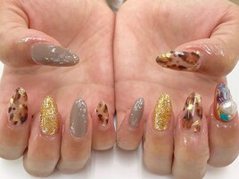 ヒョウ柄ネイル