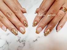 シュポルテ(chou porte)/ゴールドネイル