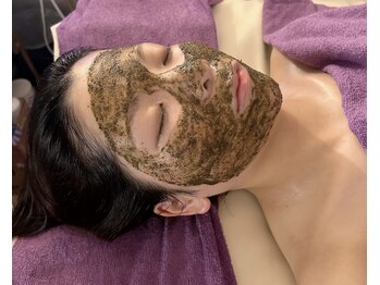 ティアラ(TIARA)/ハーブピーリング