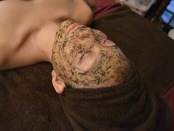 ゾーンビューティーハウス 柏店(ZONE BEAUTY HOUSE)の写真/【本気のエイジングケア！】気になる年齢肌・ほうれい線・たるみ改善・しわが気になる方にオススメ☆