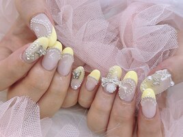 パステルイエロー デザイン