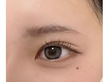 マ シェリ(ma-cherie)の写真/まつ毛の生え方や向き、長さで選ぶロッドが鍵!根元から立ち上げラッシュリフトでパッチリな目元へ◎