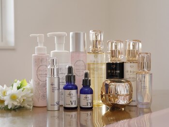 マスヤ/取り扱い化粧品も豊富