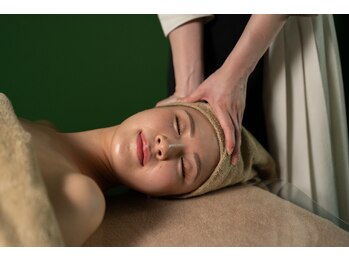 アコガレコガオ 山形店/小顔コルギ・ハーブピーリング