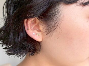 ファルファラ(farfara)/耳つぼジュエリー