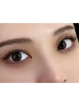 ナチュラル上品な目元にしたい