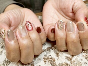 アンベリール ネイルサロンアンドスクール(embellir)の写真/オフ込<2本アート¥6500/4本アート¥7400>トレンド感のあるデザイン◎手描き,シンプル,ニュアンスなど豊富!