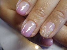 イルブリーユ(IL BRILLE)/グラデーション×フラワーアート