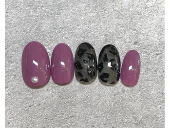 アミュレット(AMULET)/11月定額 4950円(税込)