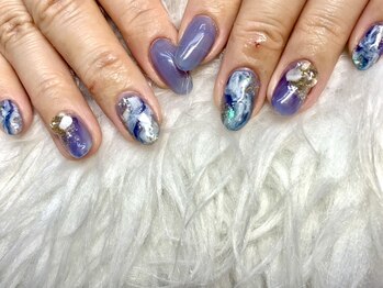 ブルーネイル(Blue Nail)の写真/カラ-・スト-ン・パ-ツ豊富!!繊細なペイントア-トも◎周りとかぶらない貴女だけのネイルをお楽しみ下さい♪