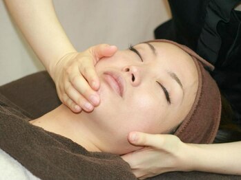 レミッカ チャナッカ(Remikka Chanakka)/美骨マッサージ