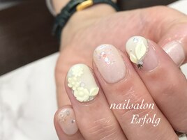 大人気のレリーフネイル！