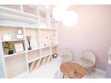 アンリー 栄店(UNLY)/待合室