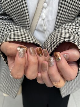 ムーイ 外苑前(mooi.)/nuance