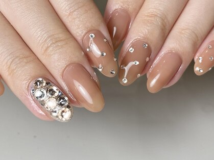 ティアネイル(tear nail)の写真