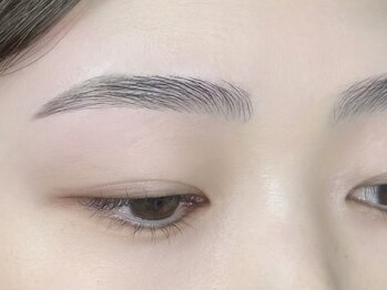 ルック 四ツ橋(LOOK.)/ハリウッドブロウリフト