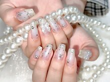 M&Y Nail Salon 上野・御徒町【持ち込み/長さだし/パラジェル/フィルイン】の雰囲気(さりげなく輝く、指先に上品な魅力♪)