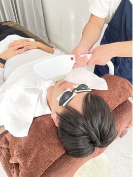 ヴァイオス 八王子(VIOS)の写真/【11時～20時まで営業】お仕事帰りや隙間時間にも通いやすい♪太く頑固な毛も効果の出にくい産毛もお任せ☆