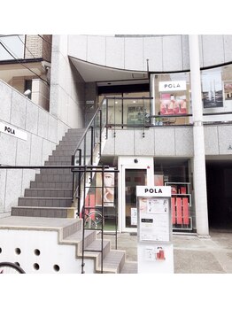 ポーラ ザ ビューティ 烏丸蛸薬師店(POLA THE BEAUTY)/お店の外観☆2階にございます♪