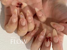 フロウネイル(Flow nail)の雰囲気（ガーリー系も人気です♪）