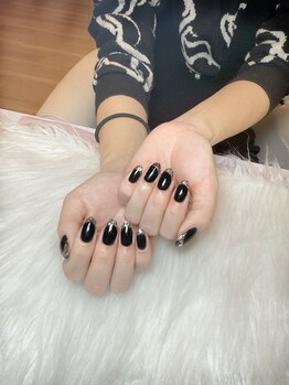クイーンネイル(Queen Nail)/