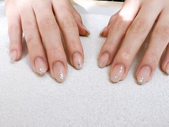 リラネイル(LilaS nail)/グラデーション＆先端ラメ散らし