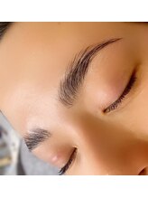 アイビーラッシュ(Eye be Lush)/ハリウッドアイブロウ