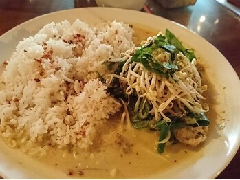 アジアンリラクゼーション ヴィラ 大橋店(asian relaxation villa)/バリ島レスト：ラオスカレー