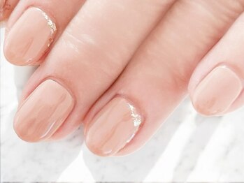 リリー(Lilly)/キラッとワンカラーネイル