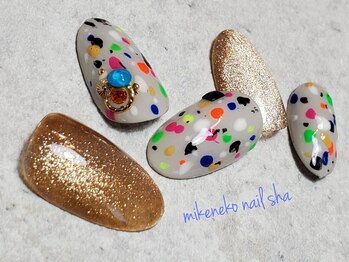 ミケネコネイル社/