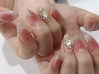 エイト アイラッシュアンドネイル 大宮店(eight)/大人気チーク×マググラデ