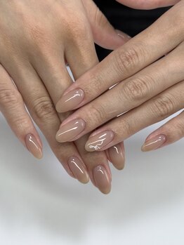 フロムシウ(from siu.)の写真/【ケア特化でネイル長持ち】あなたに似合う上品ネイル。お仕事柄派手なネイルが出来ない方にも◎