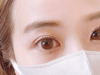 アイデザインメルシー 博多(MERCI)の写真/【博多駅徒歩3分】持続力◎自然なパッチリ目元に！自まつ毛を傷める事なくキレイにまつ毛カール♪
