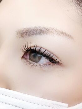 フロー 水戸見川店(Flow)の写真/束感まつげにしてみたい方◎《束感まつげパーマでナチュラルトレンド感》可愛く盛れるお目元に♪